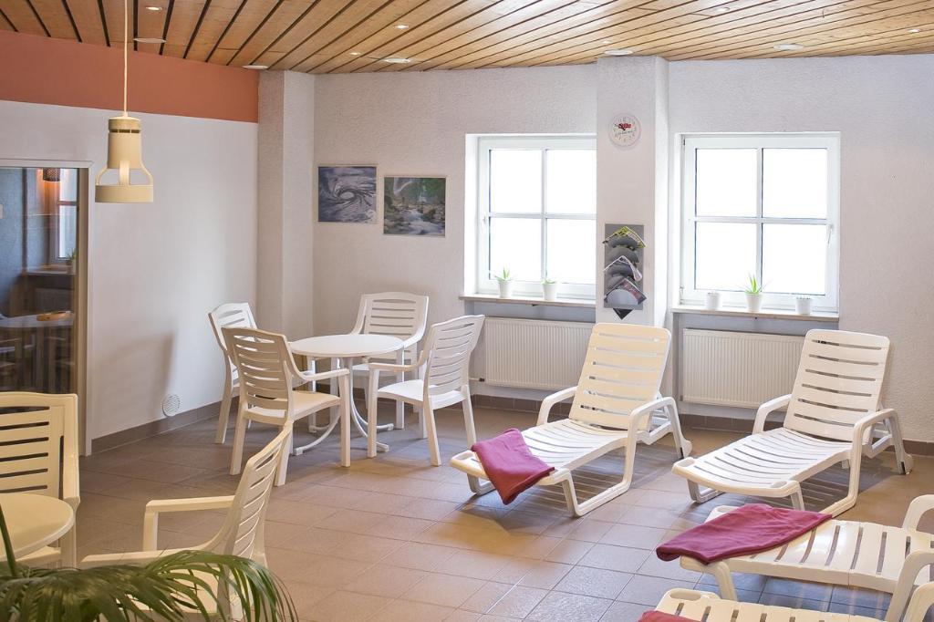 Landgasthof Windfelder Am See Hotel Stegaurach Екстериор снимка